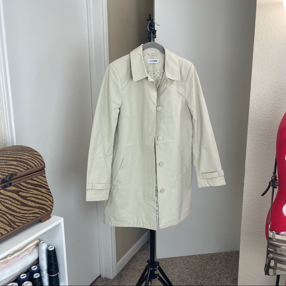 Classic Woman Trench Coat, Tan Size S.